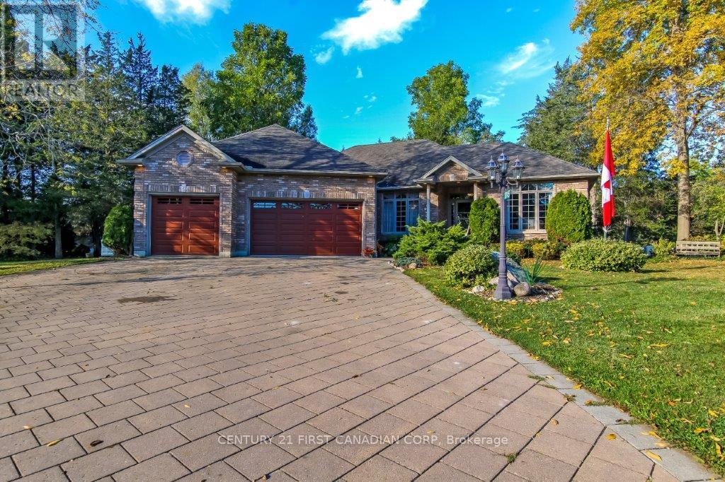 10145 Merrywood Drive, Lambton Shores, Ontario  N0M 1T0 - Photo 6 - X12833022