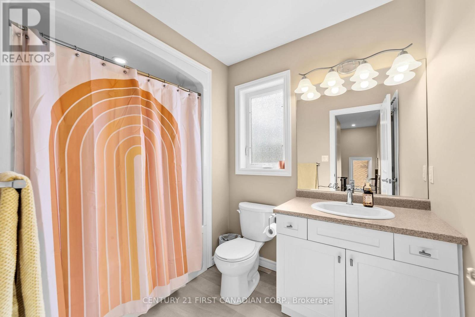 4 Finch Street, North Middlesex, Ontario  N0M 1A0 - Photo 18 - X12833172