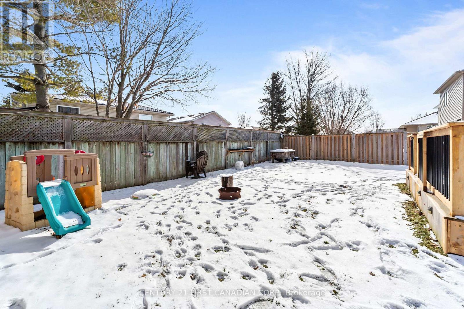 4 Finch Street, North Middlesex, Ontario  N0M 1A0 - Photo 27 - X12833172