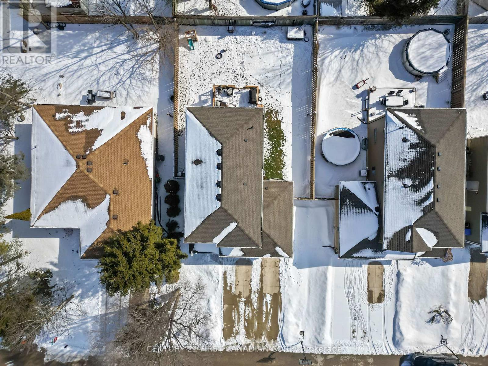 4 Finch Street, North Middlesex, Ontario  N0M 1A0 - Photo 31 - X12833172