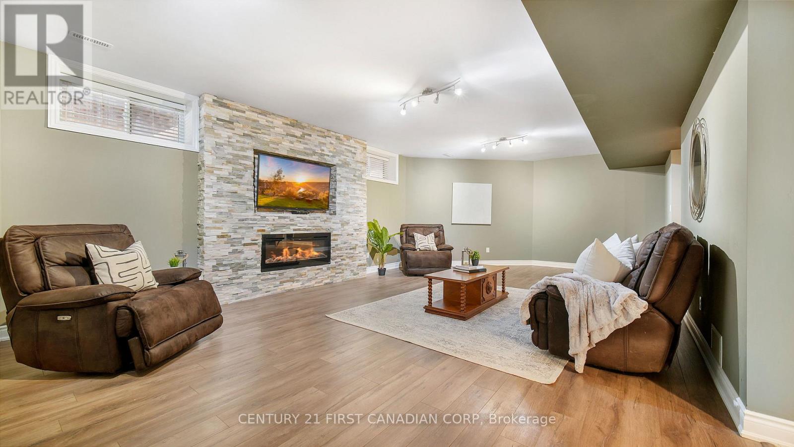 1659 Hamilton Road, London South, Ontario  N6M 1G5 - Photo 38 - X12833180