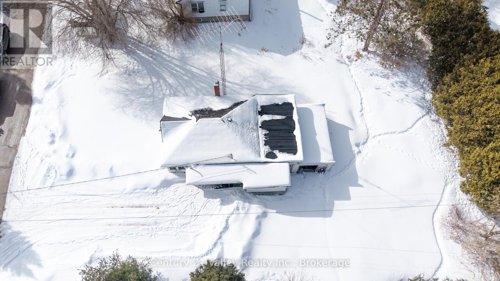 32 Ryan Street, Killaloe, Ontario  K0J 2A0 - Photo 3 - X12833128