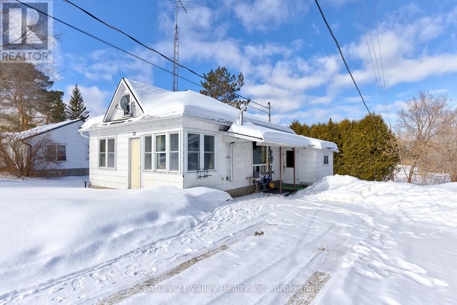 32 Ryan Street, Killaloe, Ontario  K0J 2A0 - Photo 7 - X12833128