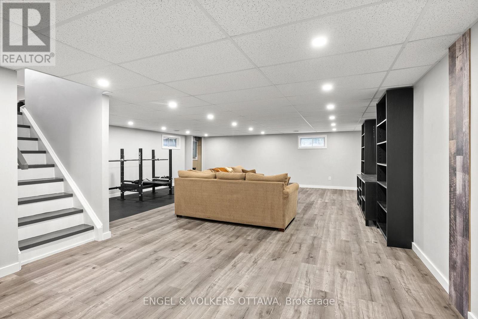 20 Gary Avenue, Ottawa, Ontario  K2G 3L3 - Photo 19 - X12832896