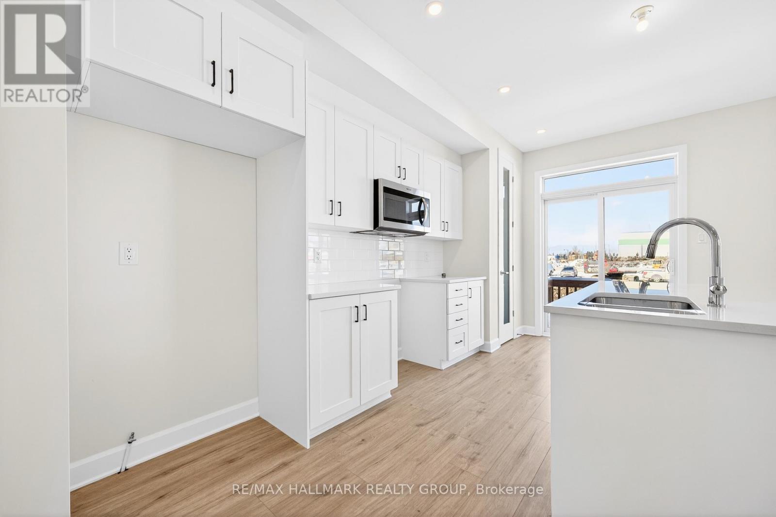 1049 Ventus Way, Ottawa, Ontario  K1W 0X4 - Photo 15 - X12832910