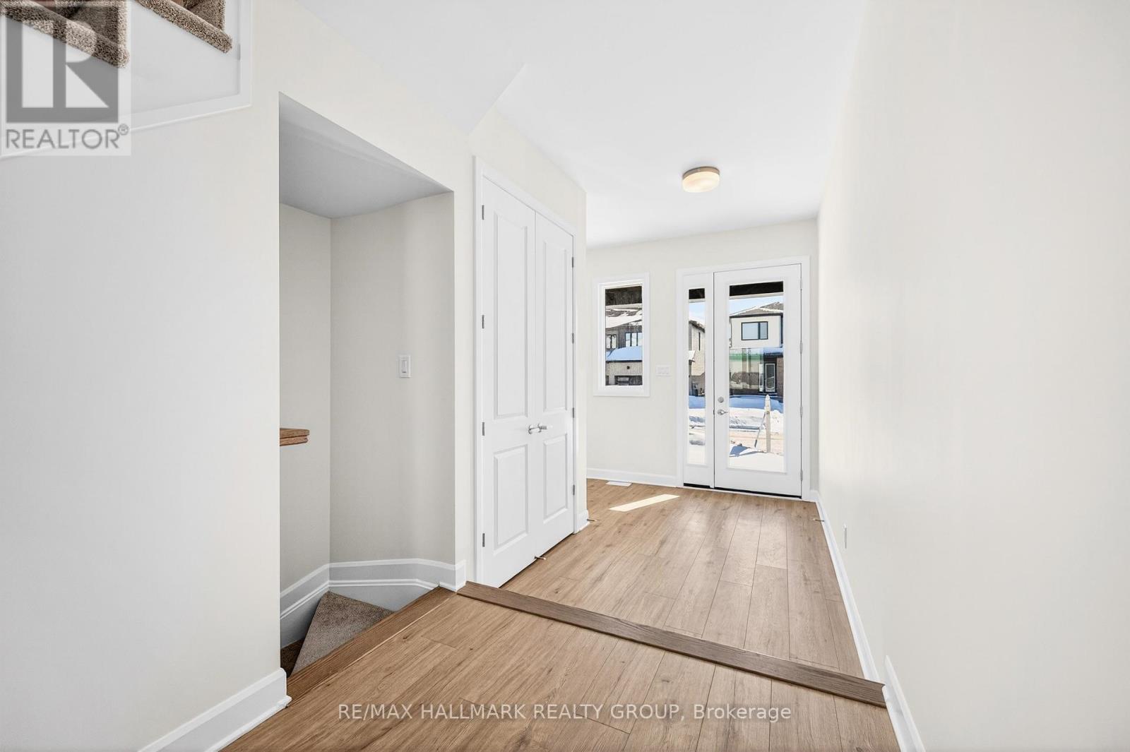 1049 Ventus Way, Ottawa, Ontario  K1W 0X4 - Photo 4 - X12832910