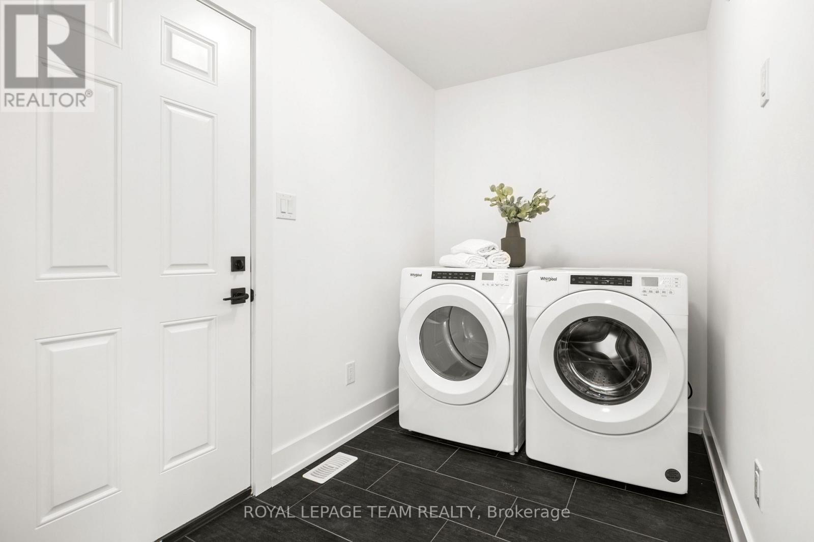 52 Whitcomb Crescent, Smiths Falls, Ontario  K7A 0C2 - Photo 24 - X12832994