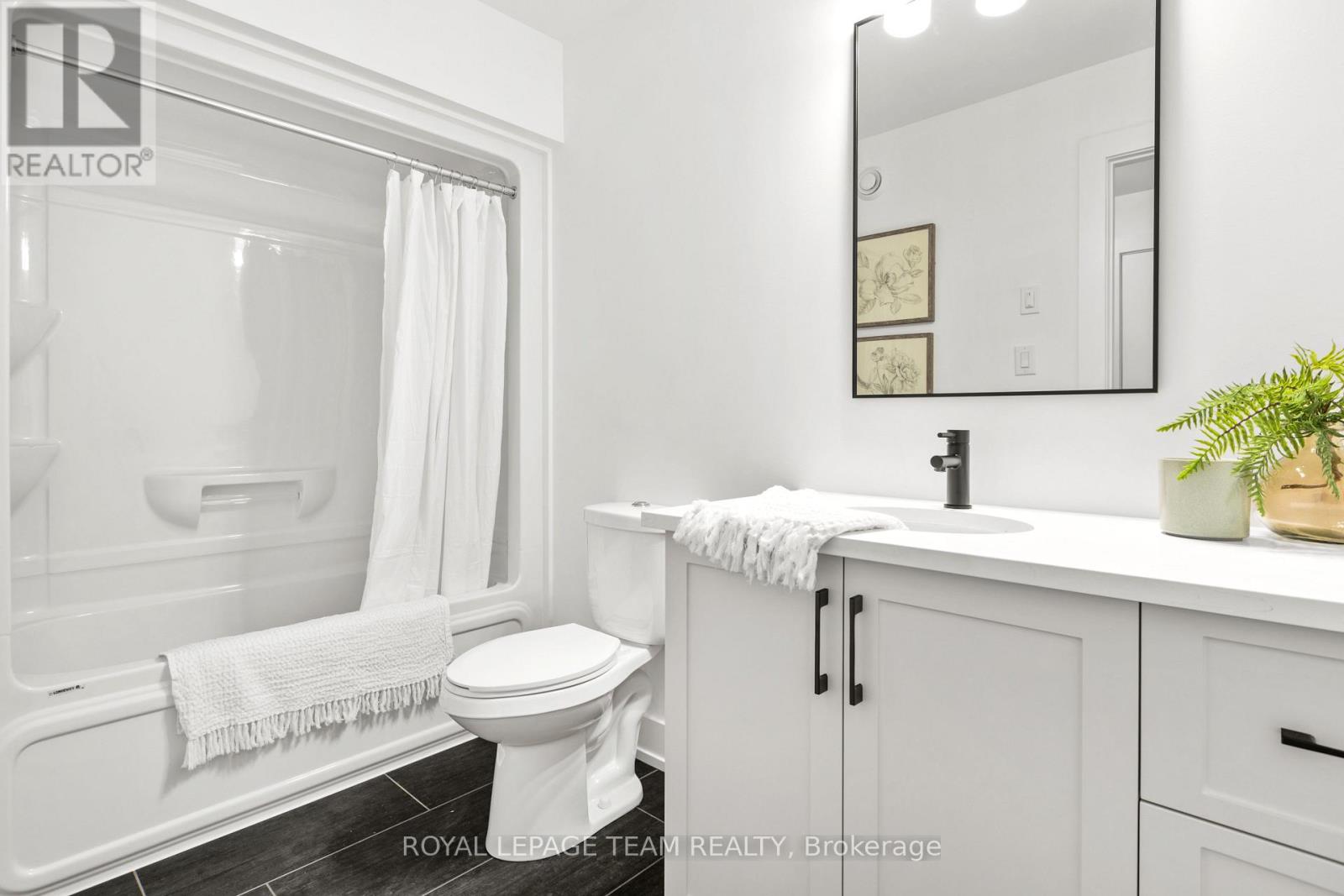 52 Whitcomb Crescent, Smiths Falls, Ontario  K7A 0C2 - Photo 25 - X12832994