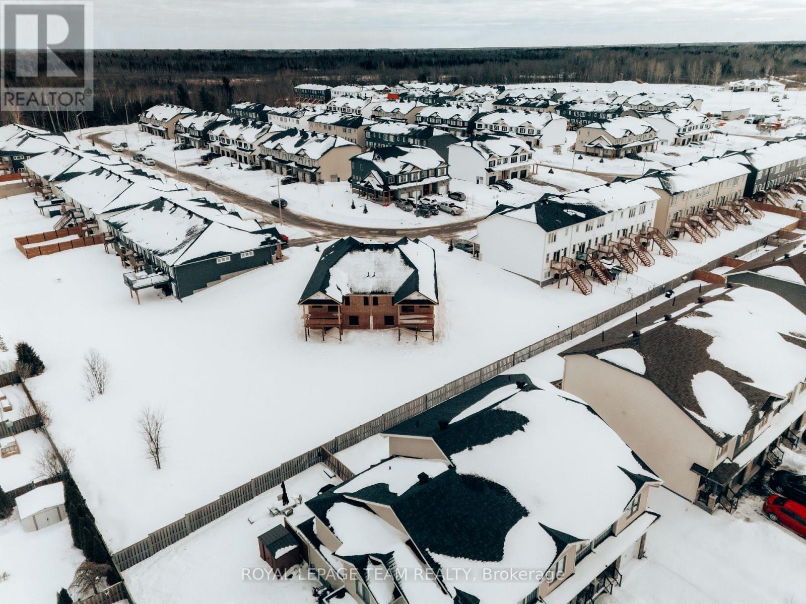 52 Whitcomb Crescent, Smiths Falls, Ontario  K7A 0C2 - Photo 39 - X12832994