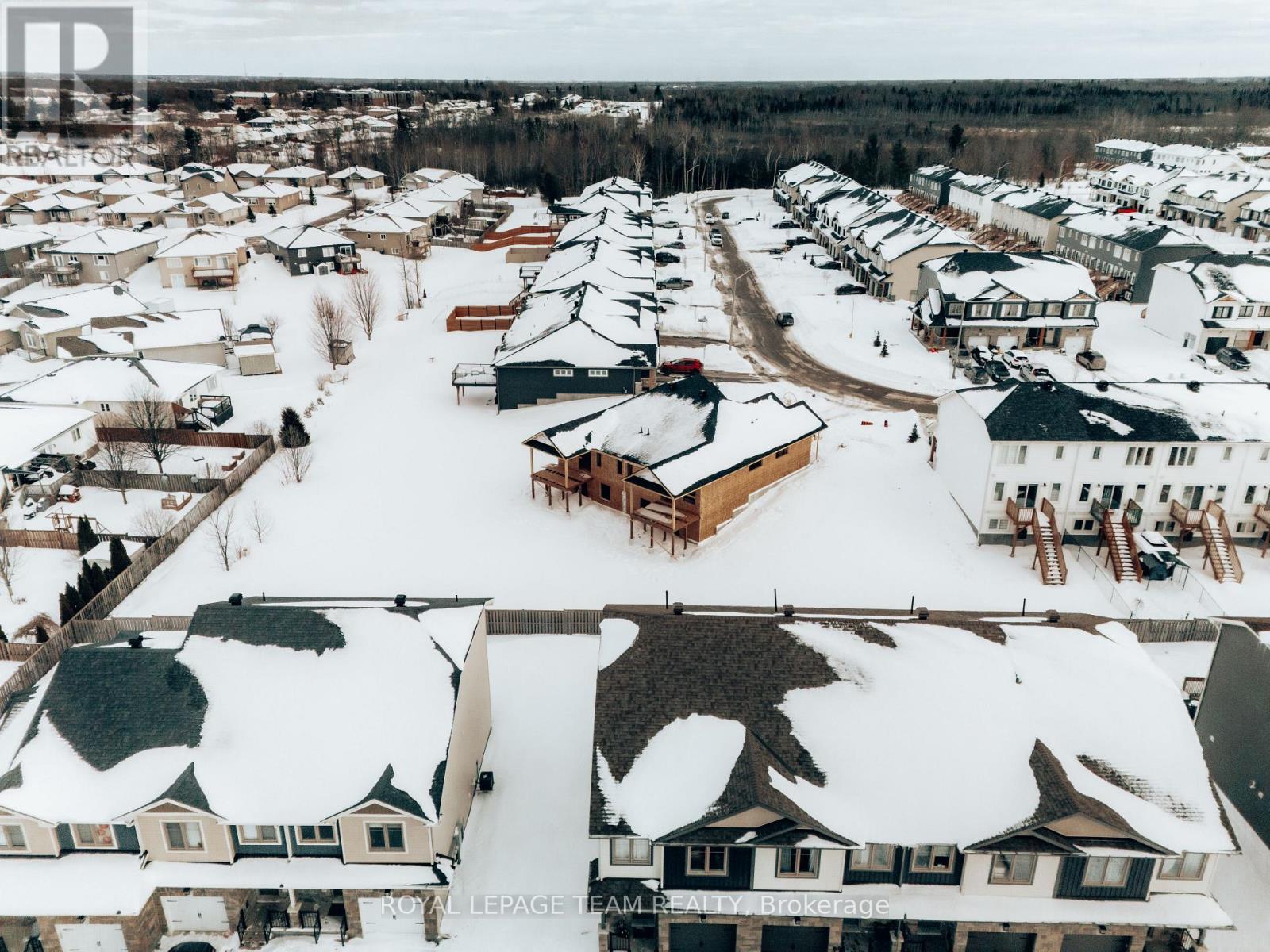 52 Whitcomb Crescent, Smiths Falls, Ontario  K7A 0C2 - Photo 40 - X12832994