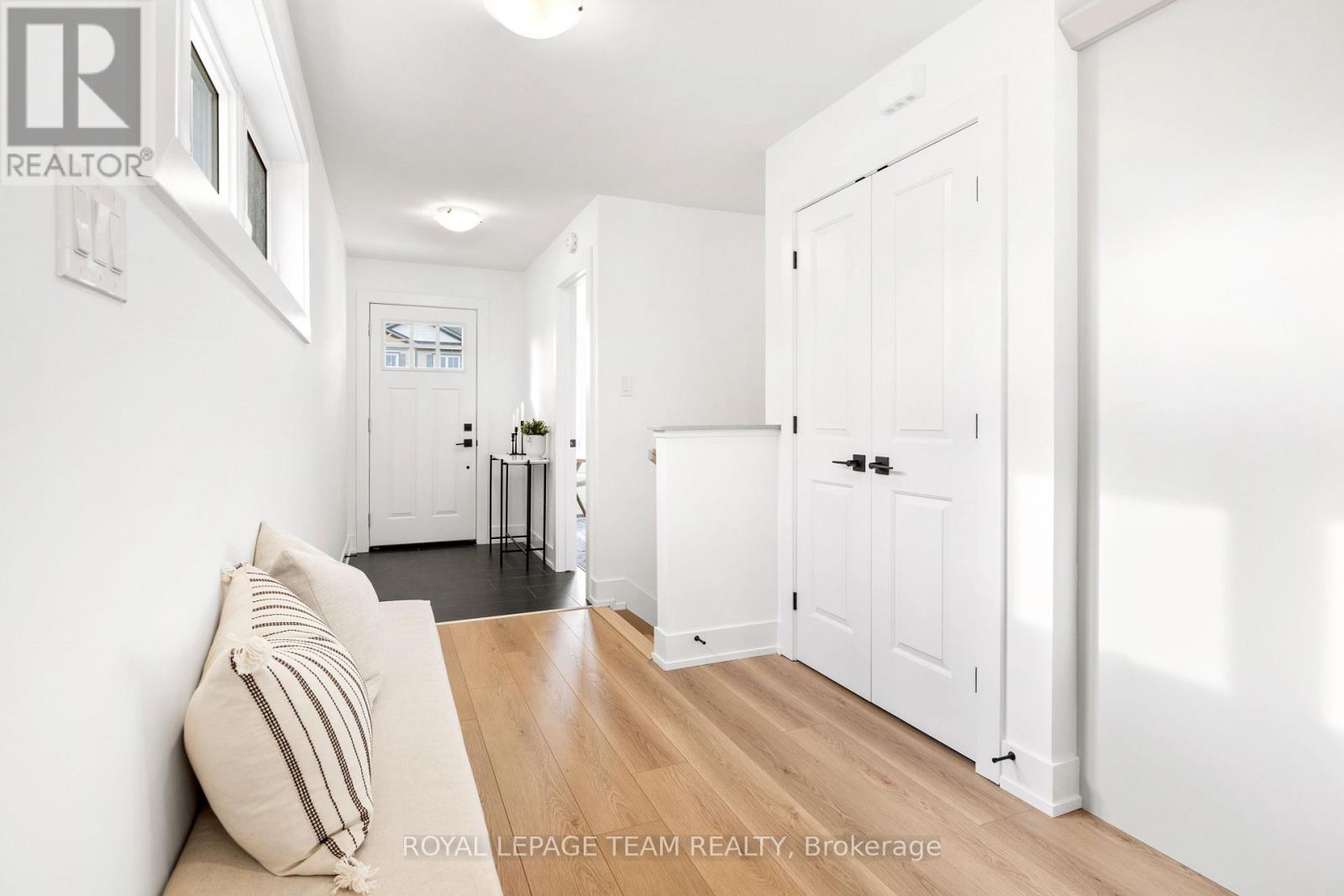 52 Whitcomb Crescent, Smiths Falls, Ontario  K7A 0C2 - Photo 8 - X12832994