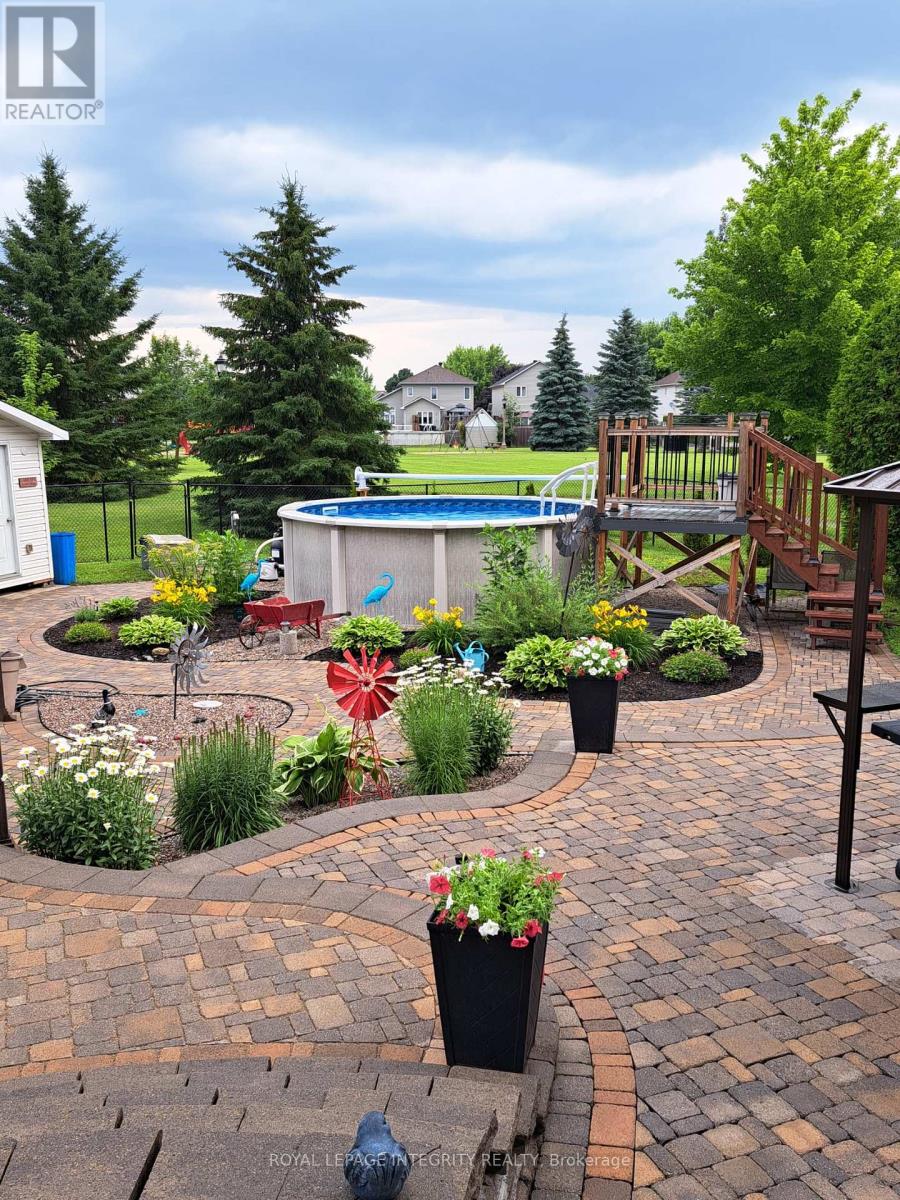 36 Frontenac Boulevard, Russell, Ontario  K0A 1W0 - Photo 49 - X12833104