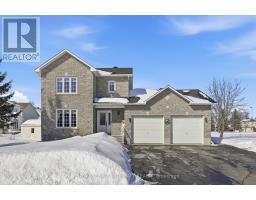 36 FRONTENAC BOULEVARD, Russell, Ontario