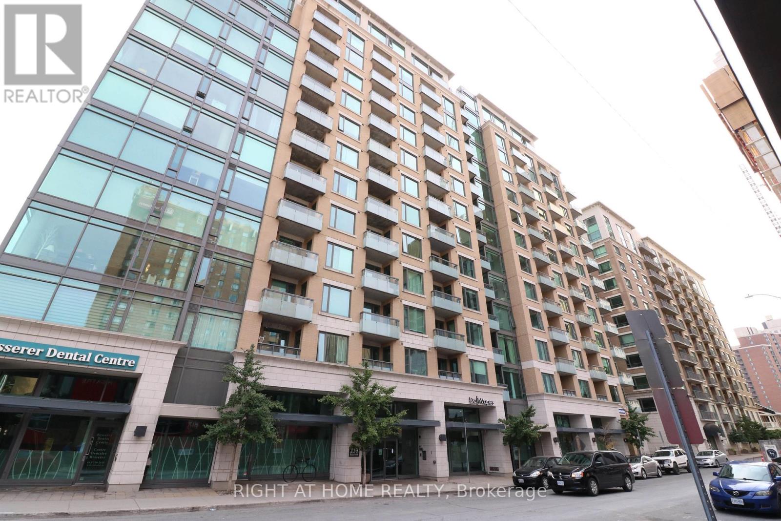 810 - 238 BESSERER STREET, Ottawa, Ontario