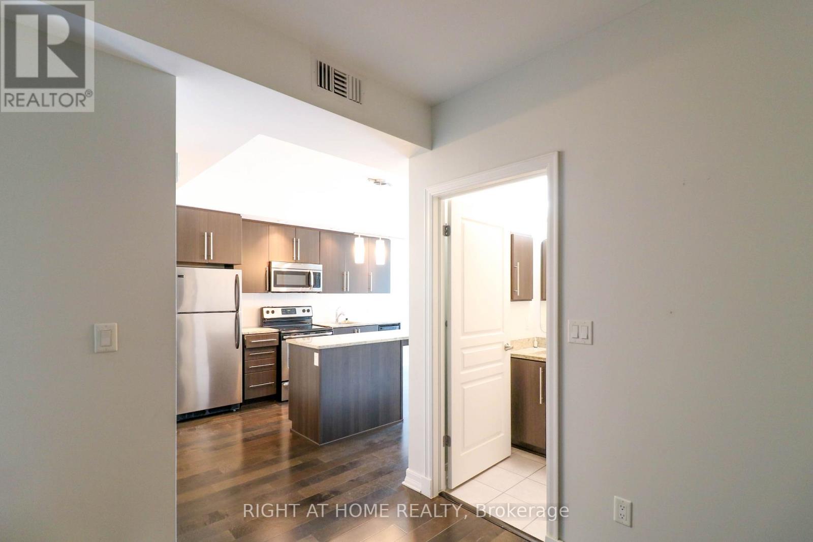 810 - 238 Besserer Street, Ottawa, Ontario  K1N 6B1 - Photo 9 - X12833238