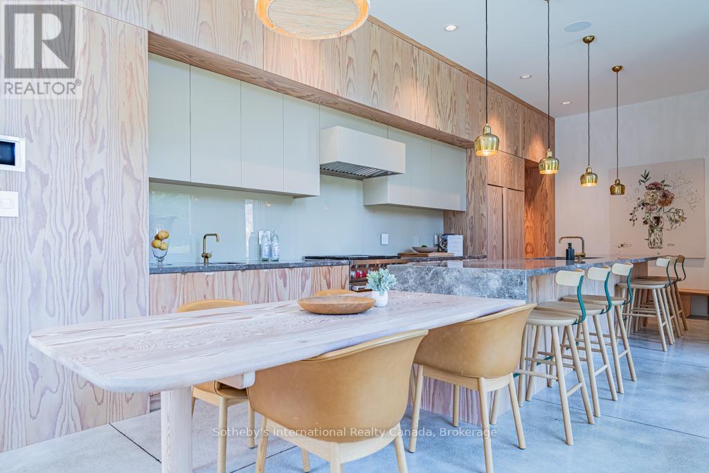 1 Springhill Street, Hamilton, Ontario  L9H 4V2 - Photo 36 - X12832894