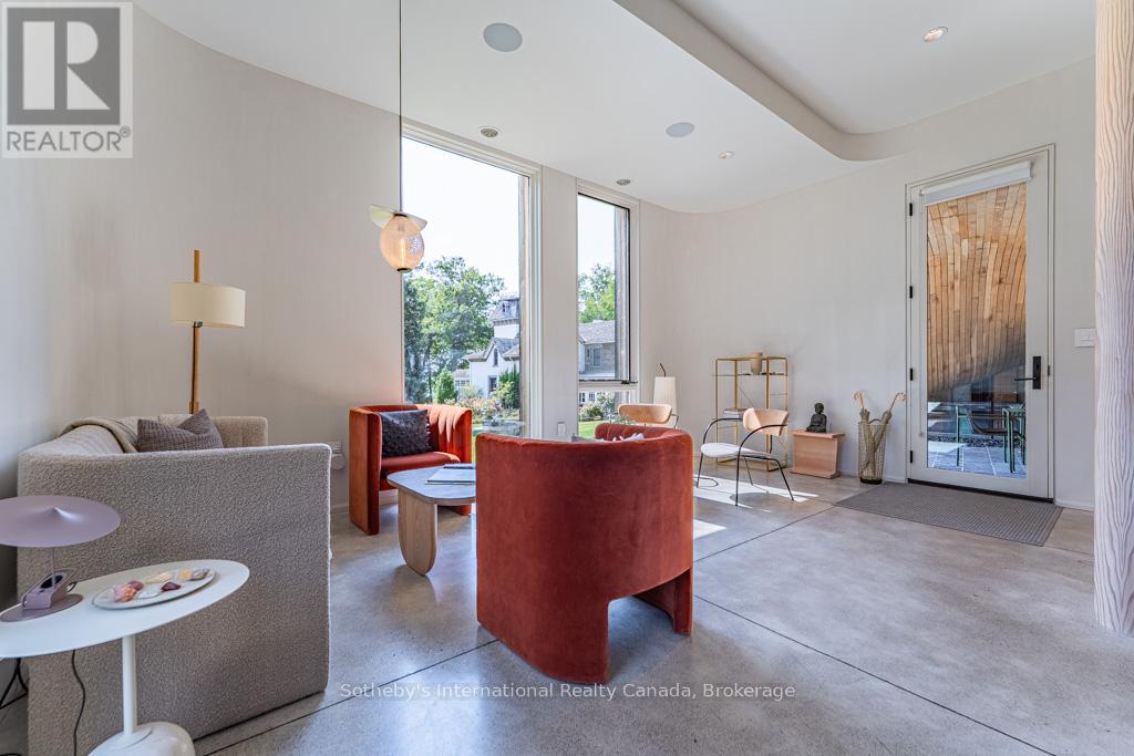 1 Springhill Street, Hamilton, Ontario  L9H 4V2 - Photo 38 - X12832894