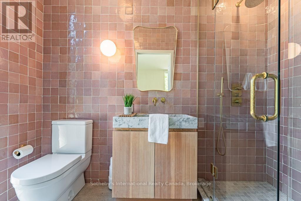 1 Springhill Street, Hamilton, Ontario  L9H 4V2 - Photo 42 - X12832894