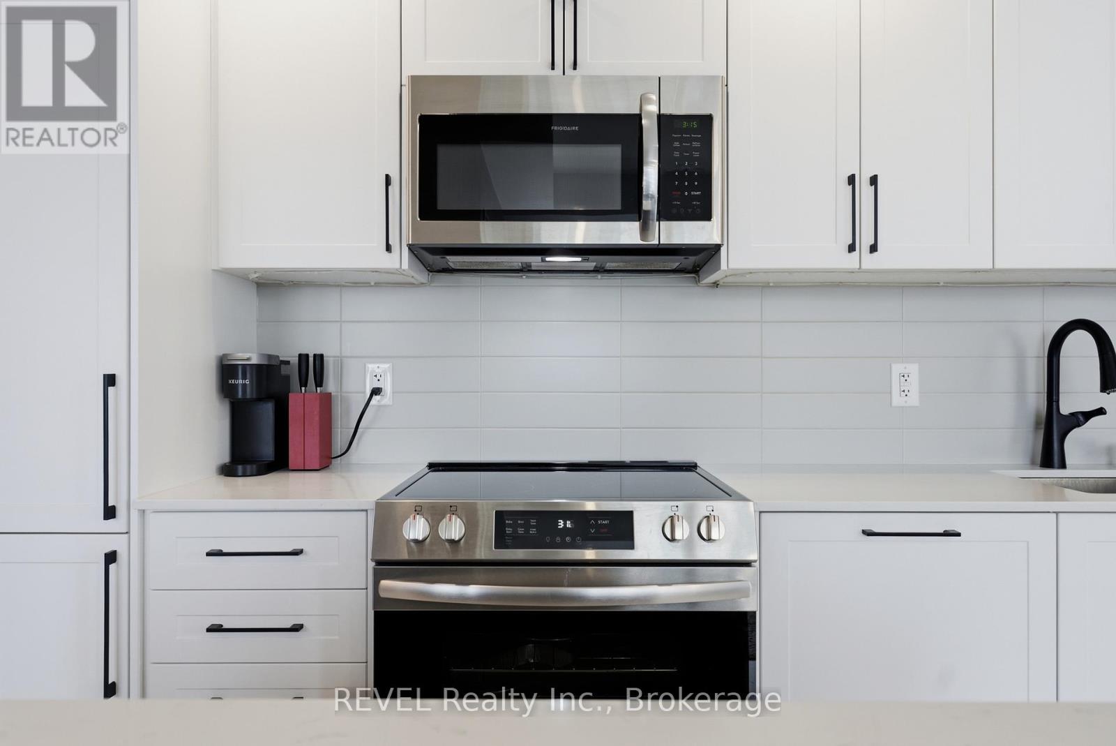 405 - 2450 Old Bronte Road, Oakville (Wm Westmount), Ontario  L6M 5P6 - Photo 14 - W12833240