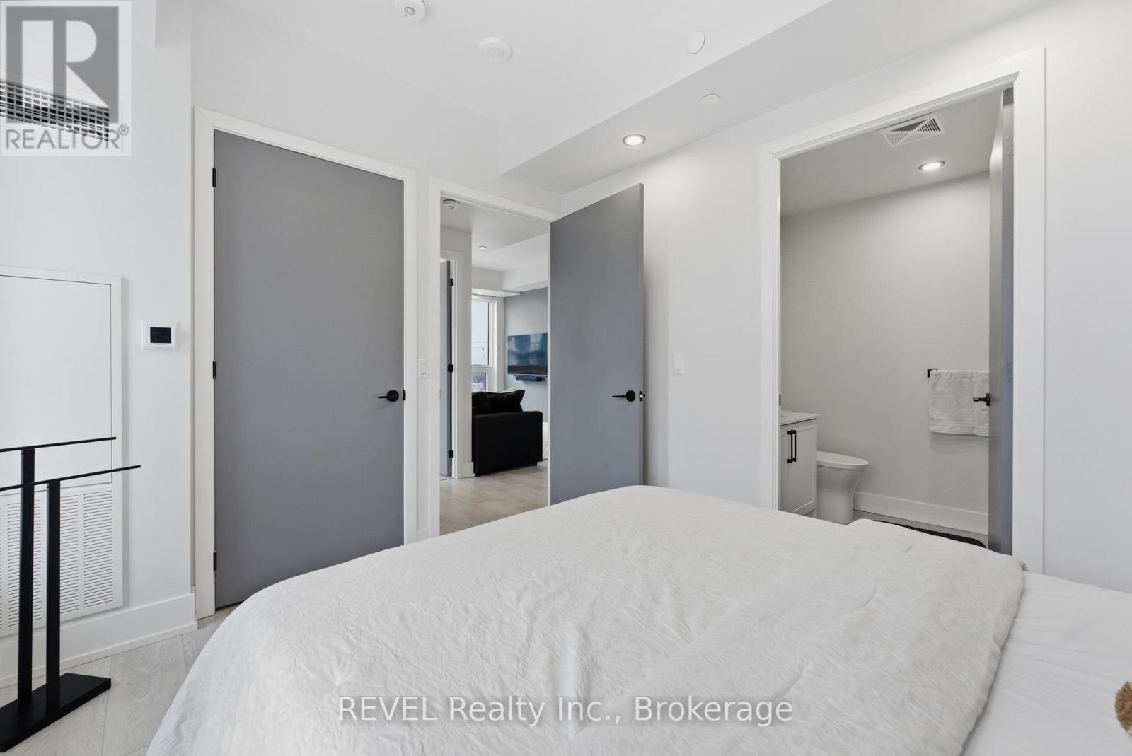 405 - 2450 Old Bronte Road, Oakville (Wm Westmount), Ontario  L6M 5P6 - Photo 17 - W12833240