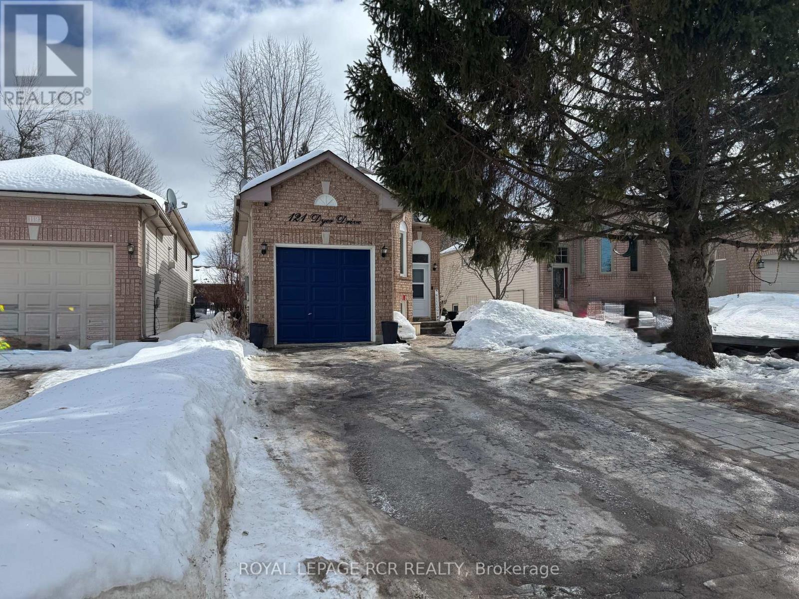 121 DYER DRIVE, Wasaga Beach, Ontario