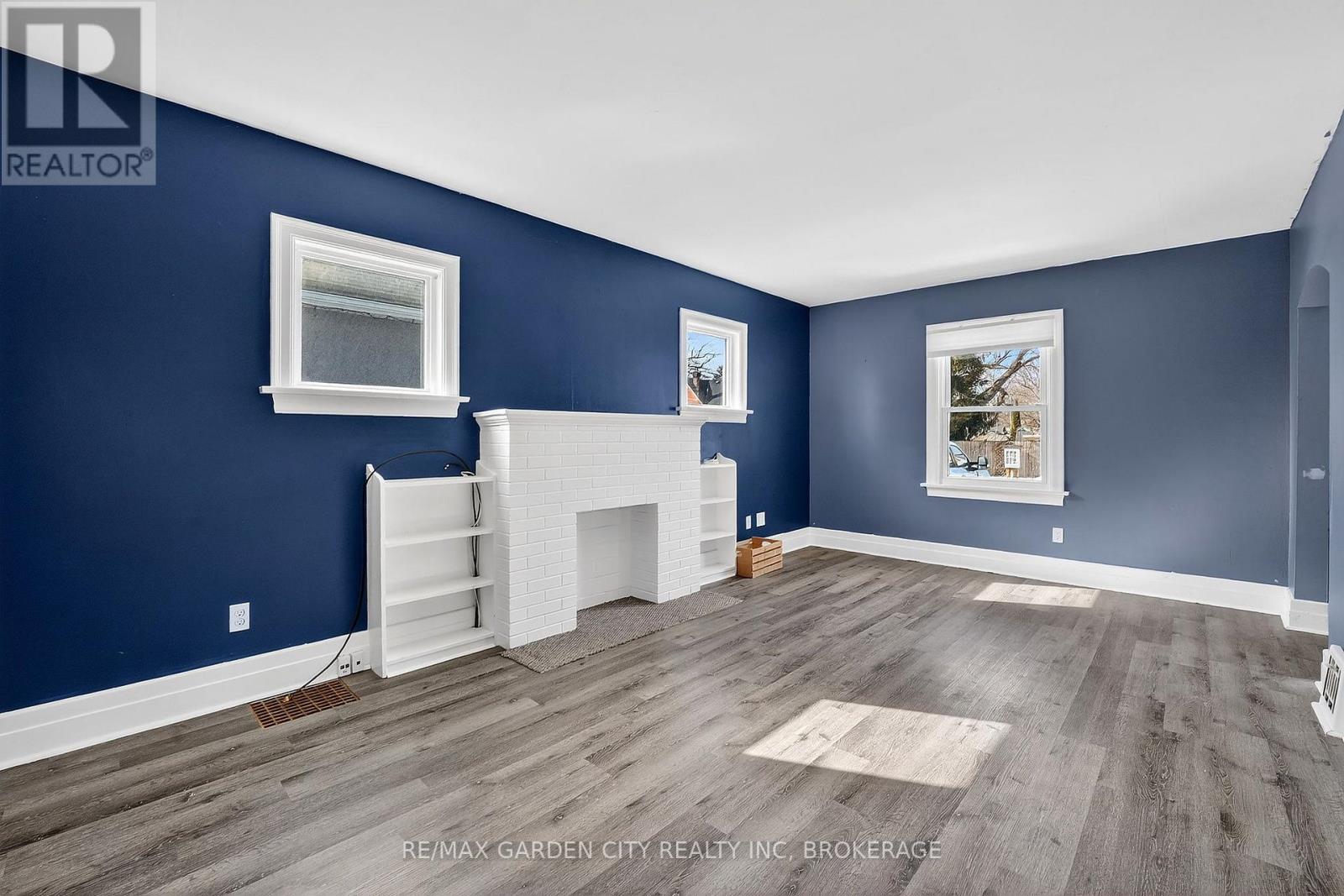 16 Walnut Street, Welland (Prince Charles), Ontario  L3C 1E9 - Photo 24 - X12833052