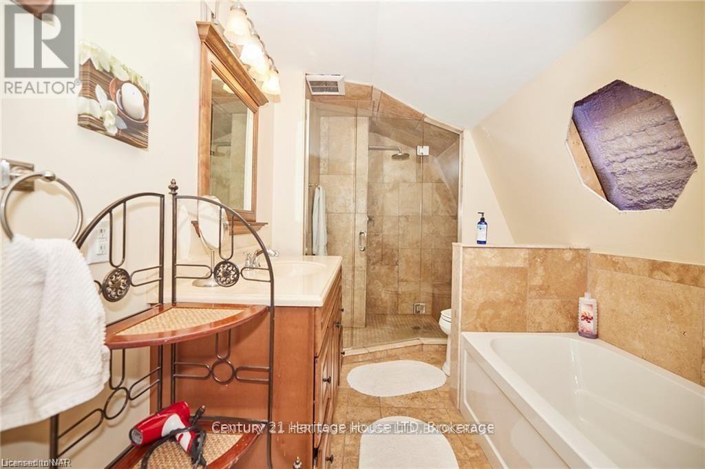 355 Ridge Road N, Fort Erie (Ridgeway), Ontario  L0S 1N0 - Photo 10 - X12833138