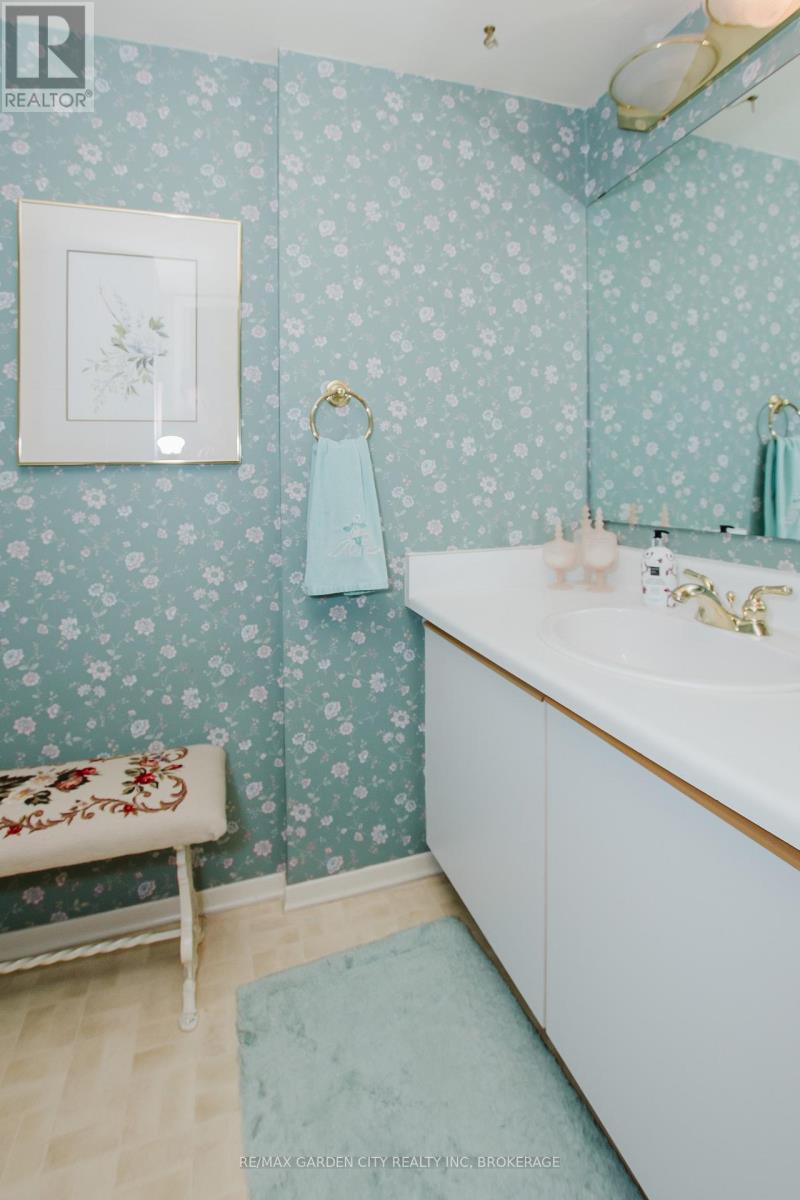 307 - 7 Gale Crescent, St. Catharines (E. Chester), Ontario  L2R 7M8 - Photo 27 - X12833280