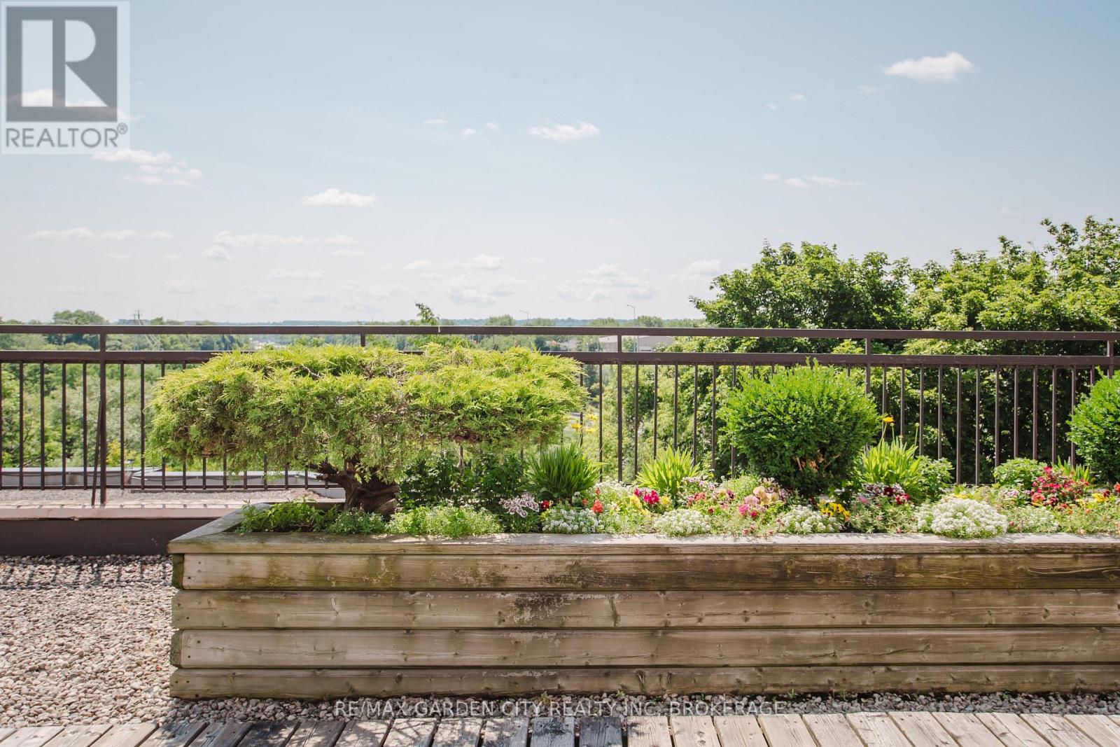 307 - 7 Gale Crescent, St. Catharines (E. Chester), Ontario  L2R 7M8 - Photo 35 - X12833280