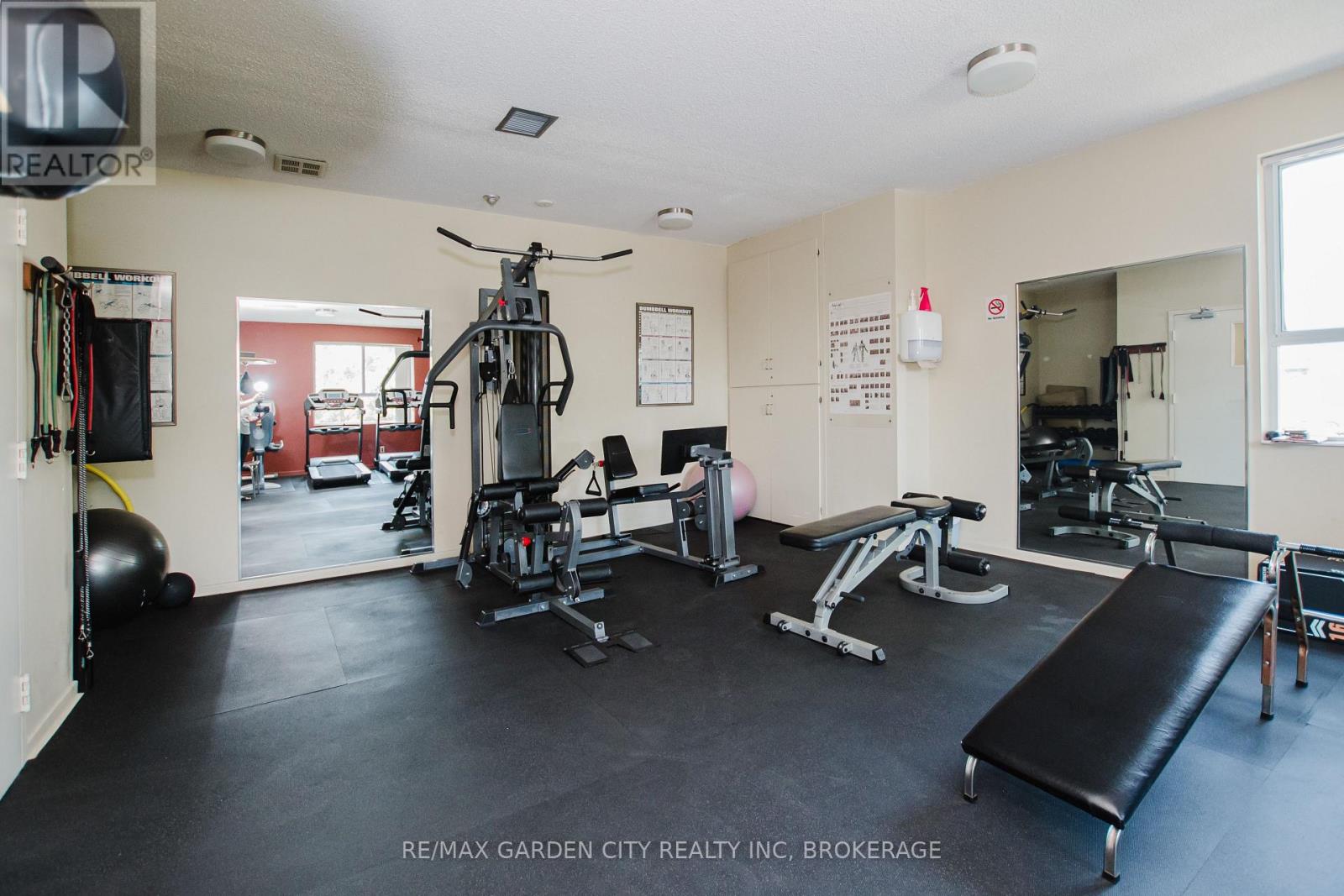 307 - 7 Gale Crescent, St. Catharines (E. Chester), Ontario  L2R 7M8 - Photo 42 - X12833280