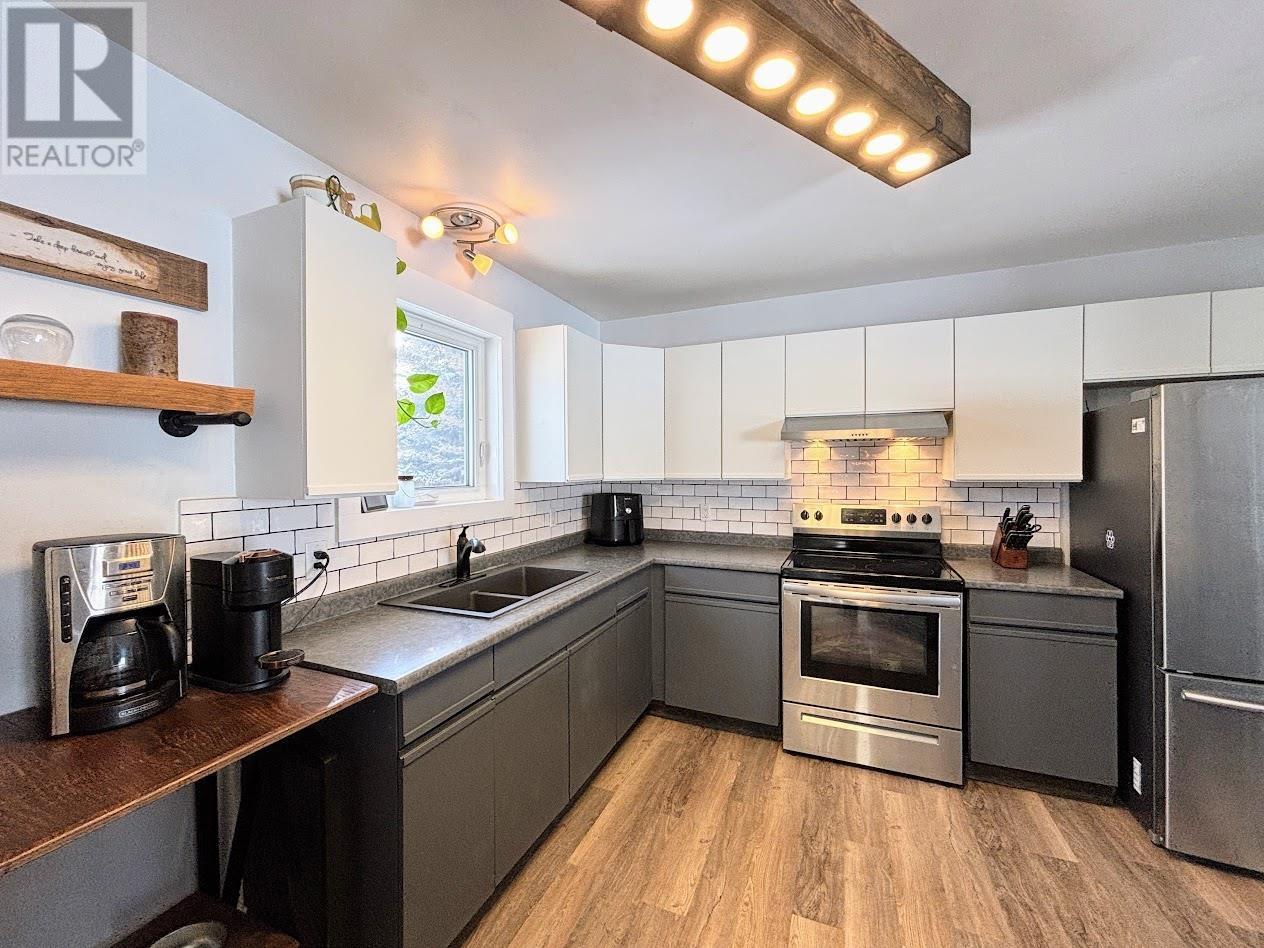 53 Graham Cres, Marathon, Ontario  P0T 2E0 - Photo 4 - TB2600324