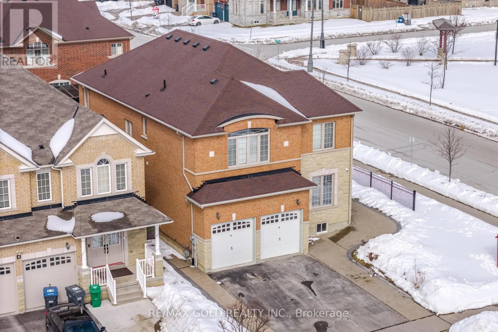 26 Drummondville Drive, Brampton, Ontario  L6P 3M9 - Photo 25 - W12827378