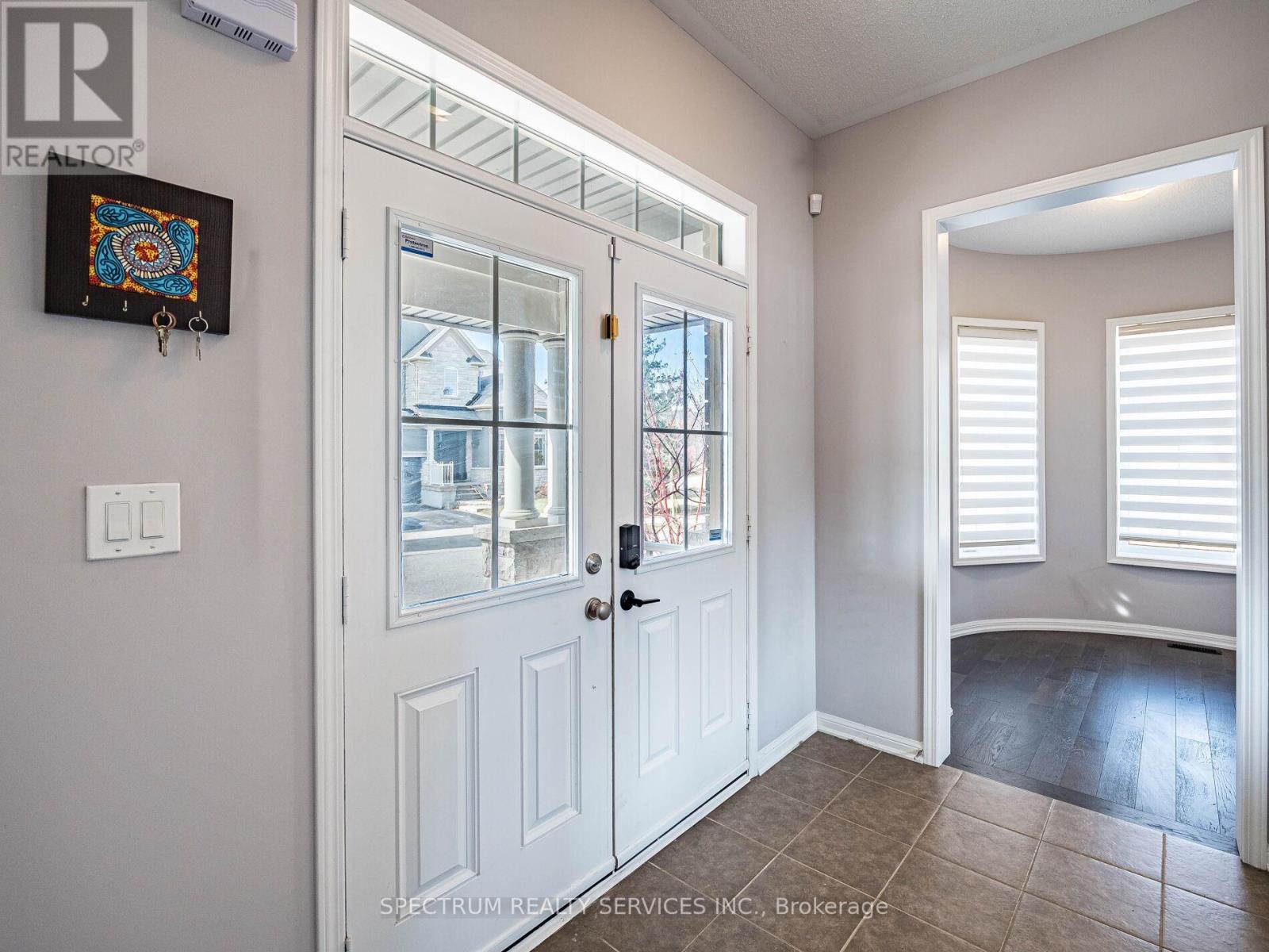 416 Gooch Crescent, Milton, Ontario  L9T 7M1 - Photo 6 - W12773500