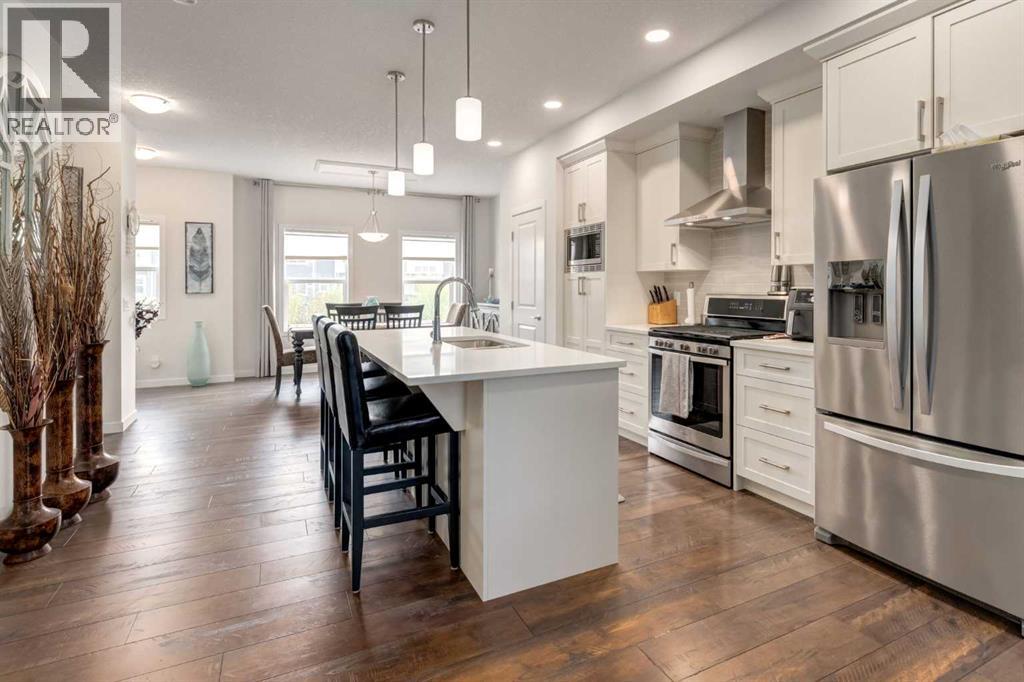 165 Sundown Road, Cochrane, Alberta