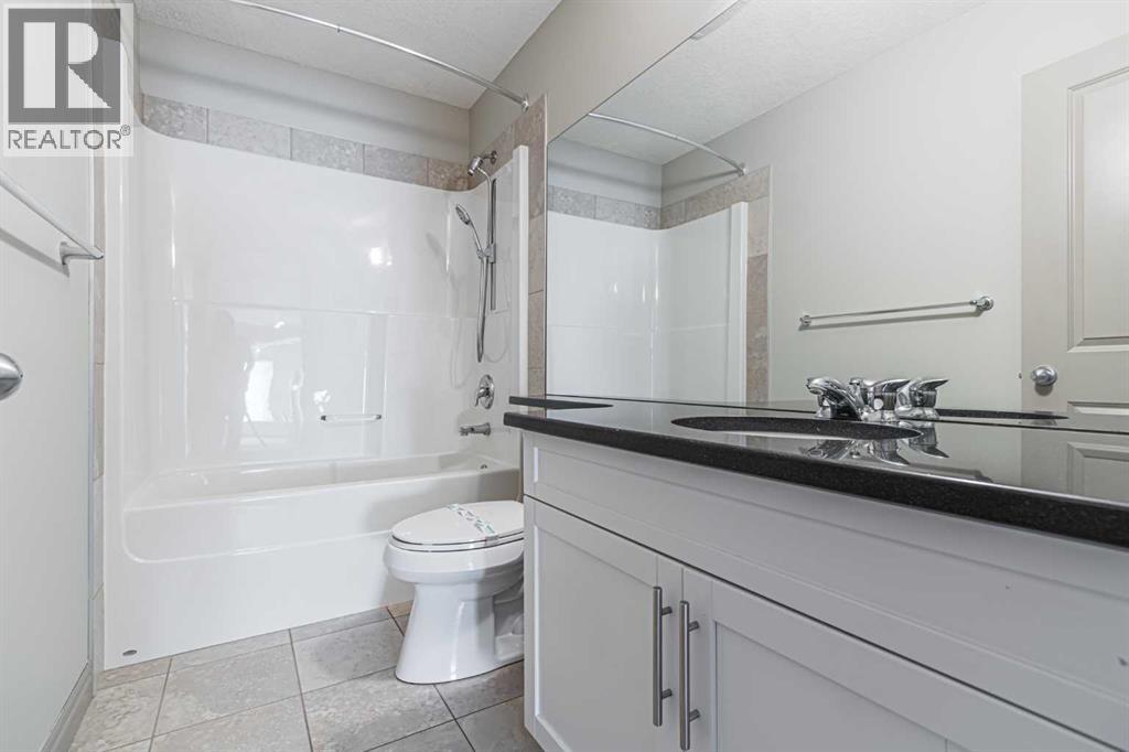 67 Evergreen Row Sw, Calgary, Alberta  t2y 5h9 - Photo 19 - A2289866