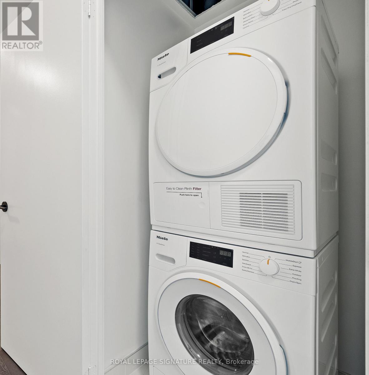 2702 - 15 Mercer Street, Toronto, Ontario  M5V 0T8 - Photo 10 - C12832890