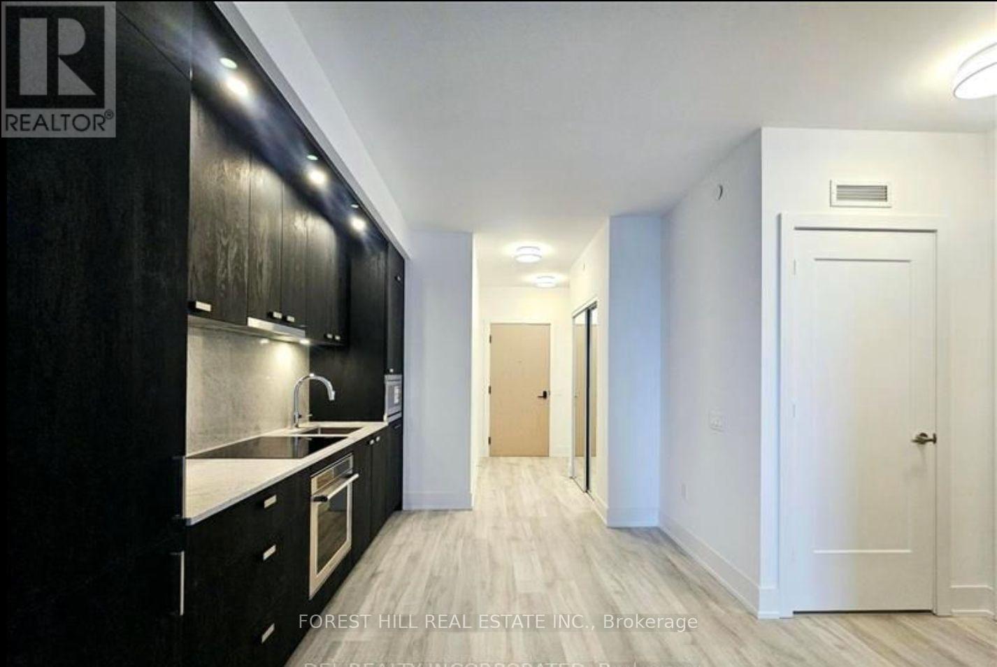 1707 - 10 Inn On The Park Drive, Toronto (Banbury-Don Mills), Ontario  M3C 0P9 - Photo 3 - C12832944