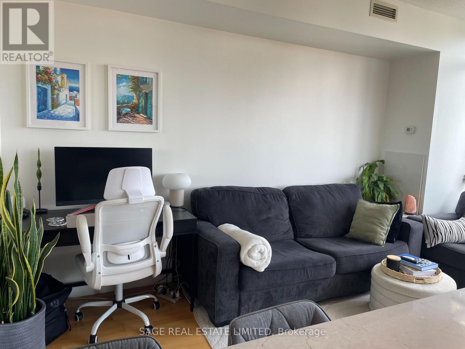 2107 - 281 Mutual Street, Toronto, Ontario  M4Y 1X6 - Photo 4 - C12833012