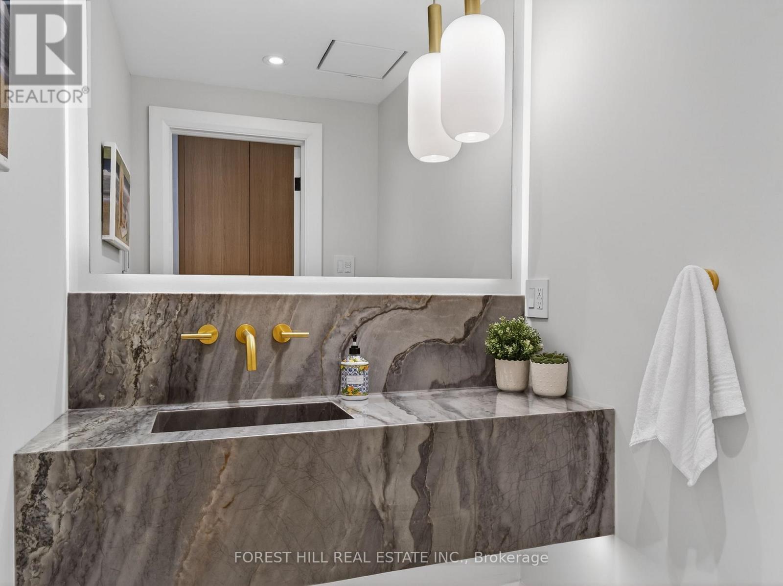 186 Wychwood Avenue, Toronto (Humewood-Cedarvale), Ontario  M6C 2T3 - Photo 10 - C12833014