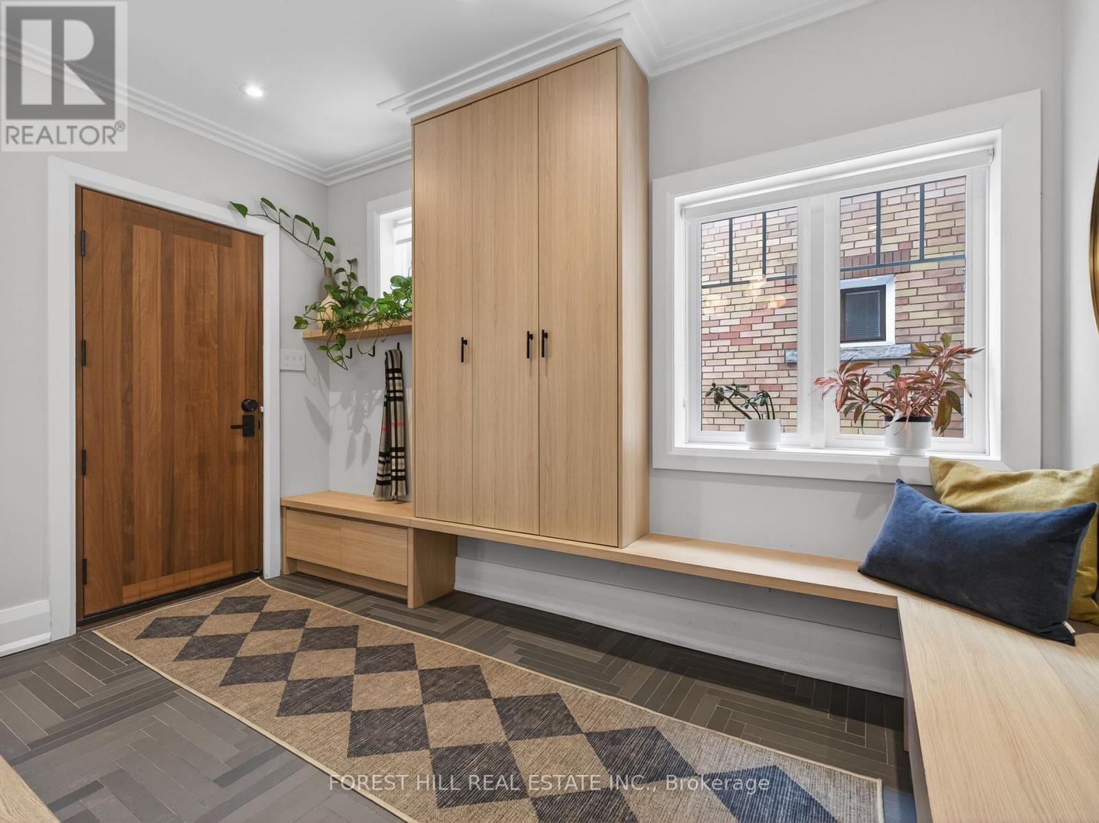 186 Wychwood Avenue, Toronto (Humewood-Cedarvale), Ontario  M6C 2T3 - Photo 3 - C12833014