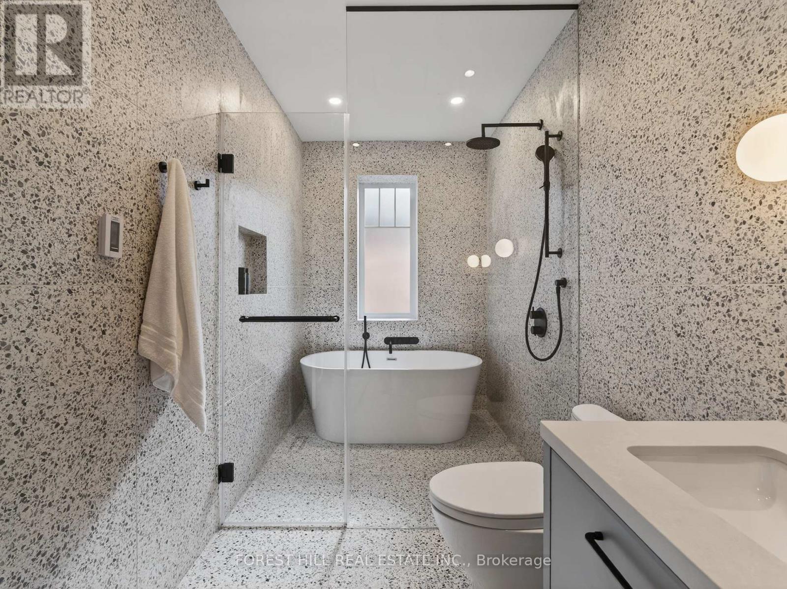 186 Wychwood Avenue, Toronto (Humewood-Cedarvale), Ontario  M6C 2T3 - Photo 32 - C12833014