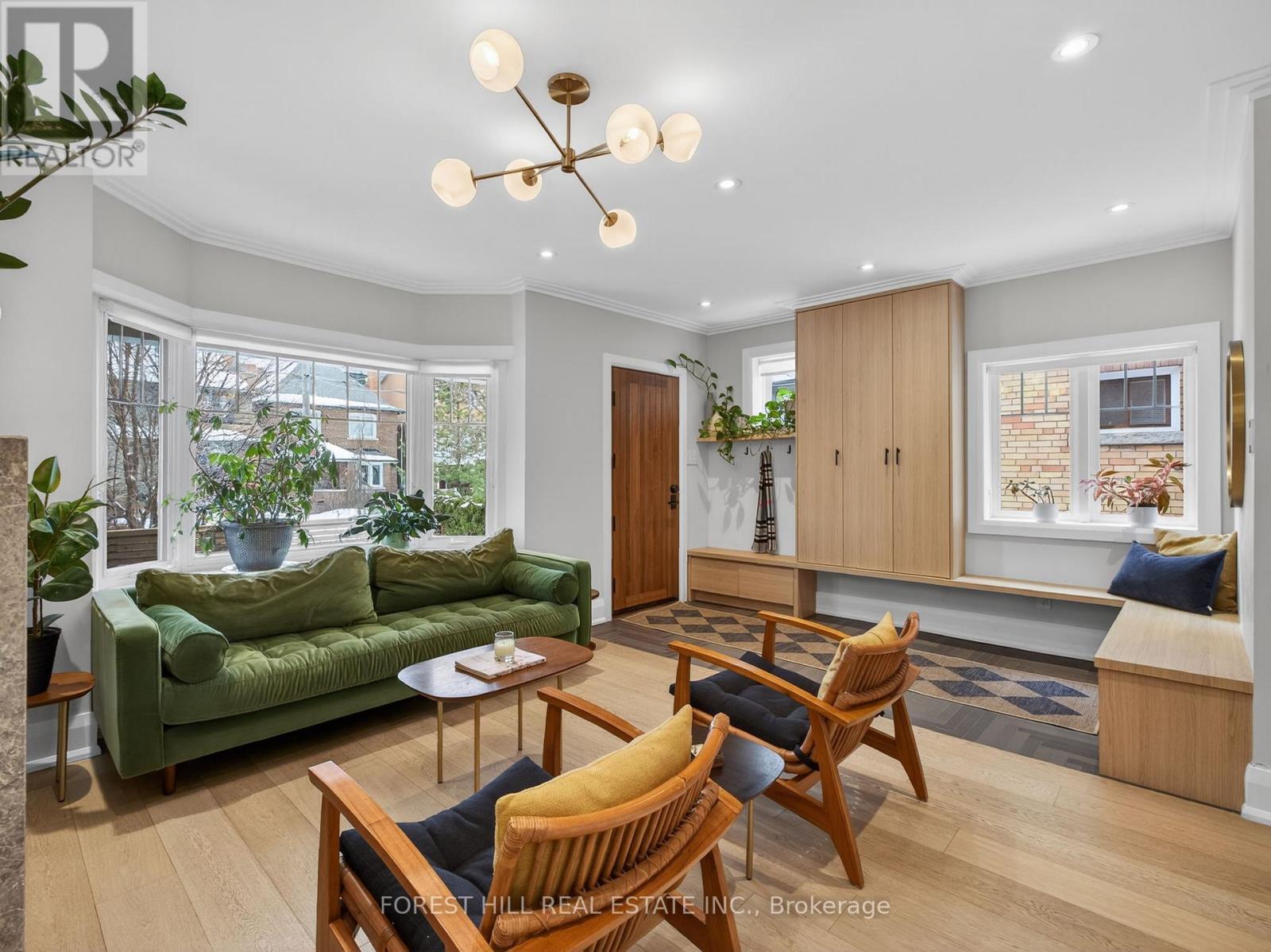 186 Wychwood Avenue, Toronto (Humewood-Cedarvale), Ontario  M6C 2T3 - Photo 4 - C12833014