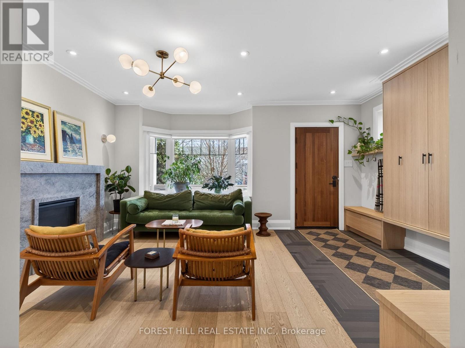 186 Wychwood Avenue, Toronto (Humewood-Cedarvale), Ontario  M6C 2T3 - Photo 5 - C12833014