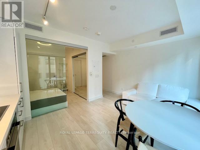 709 - 188 Cumberland Street, Toronto (Annex), Ontario  M5R 2G3 - Photo 10 - C12833032