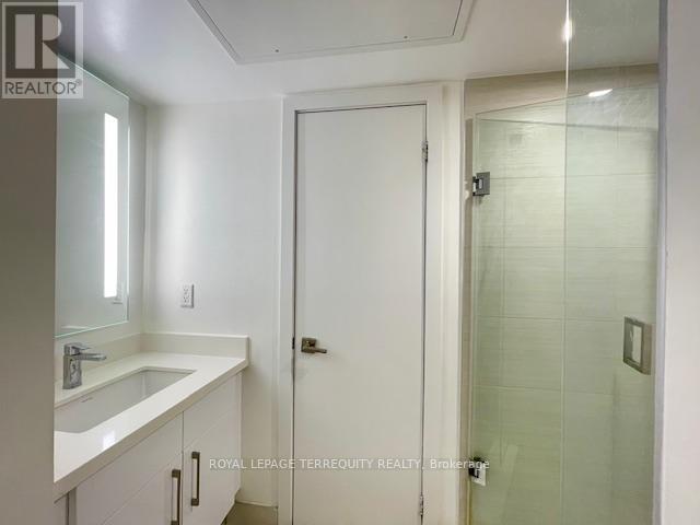 709 - 188 Cumberland Street, Toronto (Annex), Ontario  M5R 2G3 - Photo 18 - C12833032