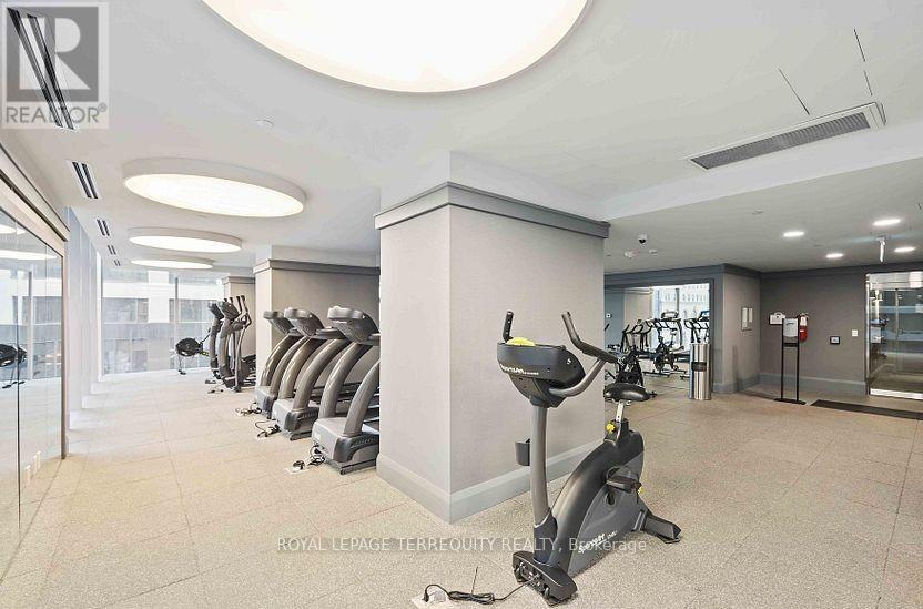 709 - 188 Cumberland Street, Toronto (Annex), Ontario  M5R 2G3 - Photo 38 - C12833032