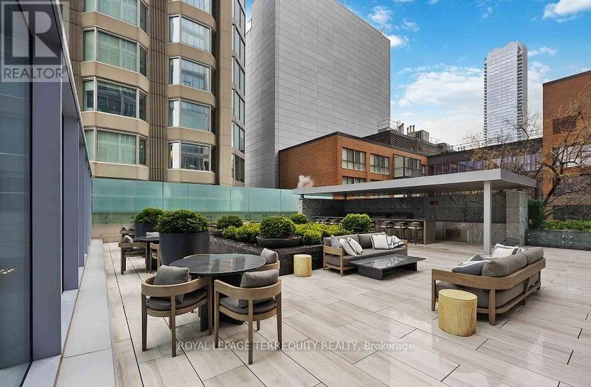 709 - 188 Cumberland Street, Toronto (Annex), Ontario  M5R 2G3 - Photo 45 - C12833032