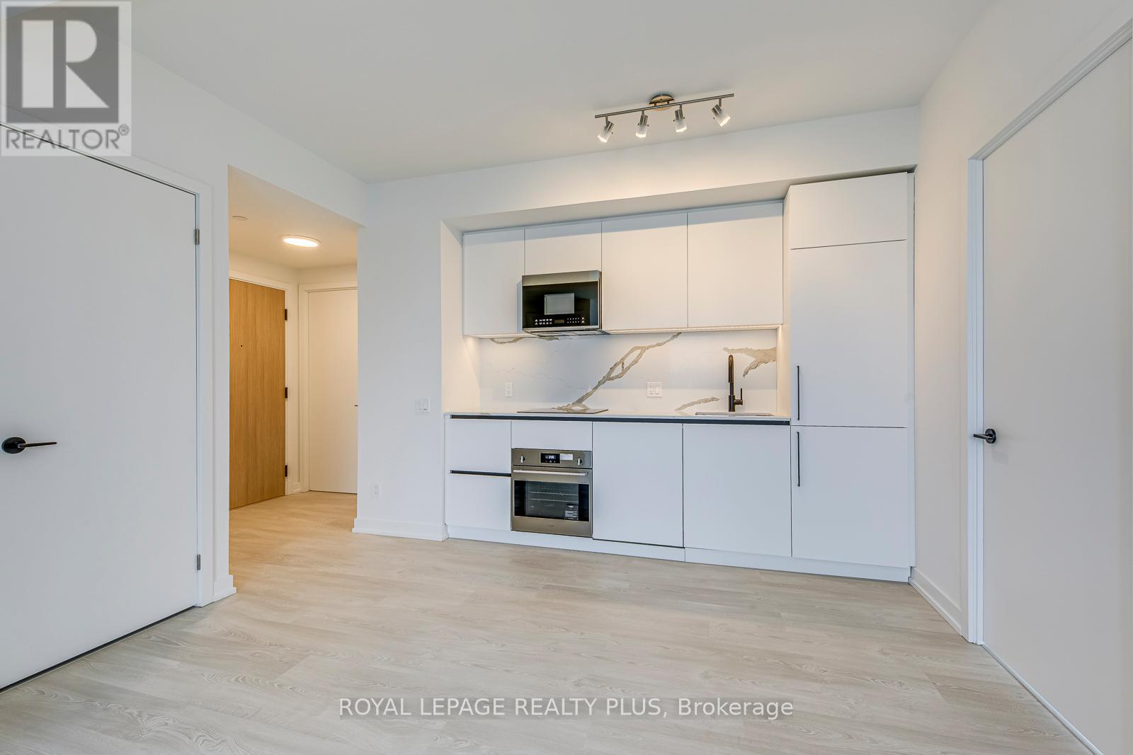 2008 - 35 Parliament Street, Toronto, Ontario  M5A 0Z5 - Photo 8 - C12833064