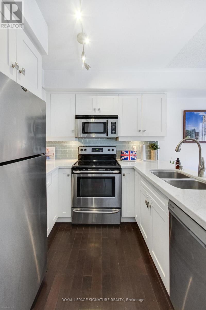 838 - 46 Western Battery Road, Toronto, Ontario  M6K 3P1 - Photo 3 - C12833082