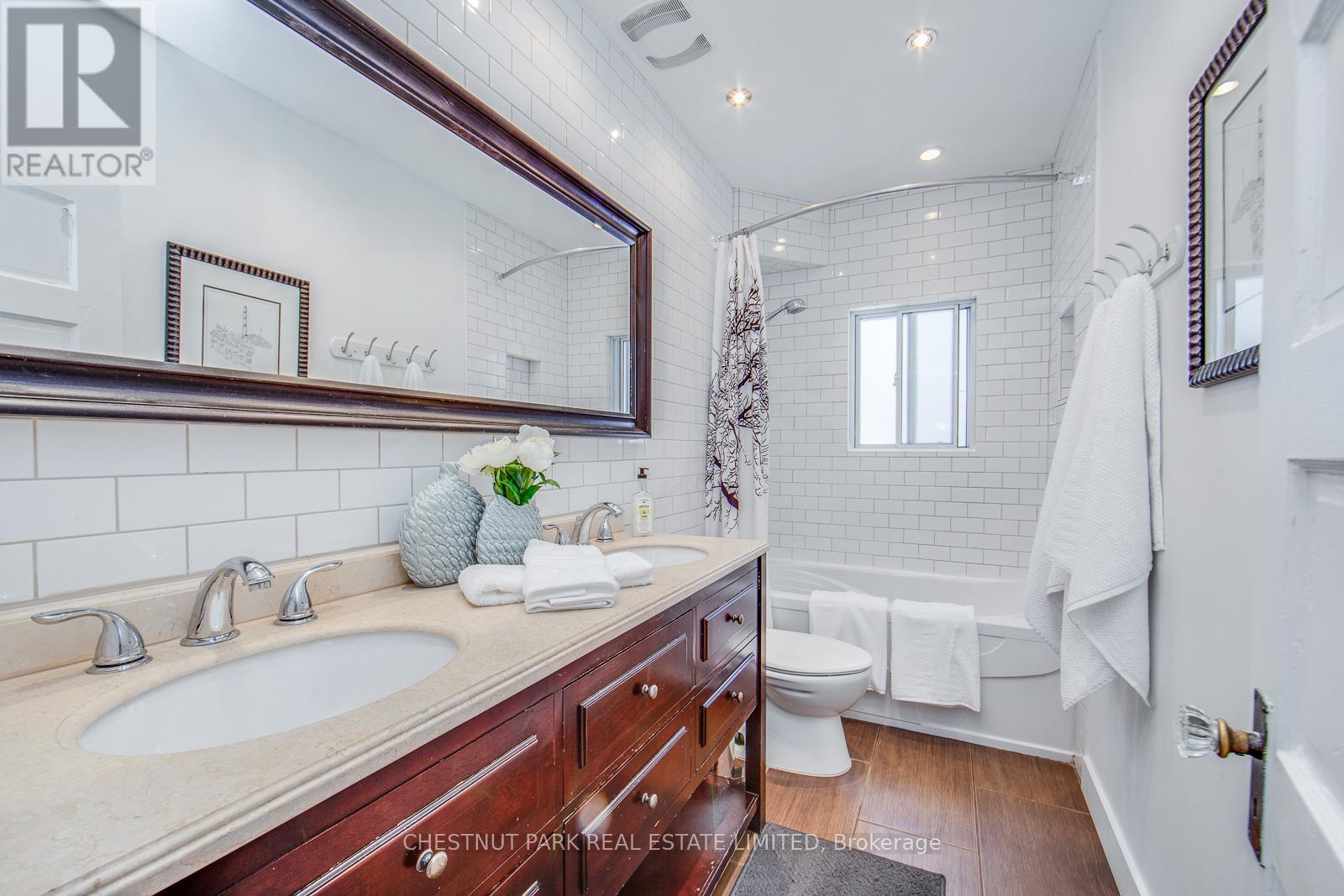 148 Sherwood Avenue, Toronto, Ontario  M4P 2A8 - Photo 10 - C12833086